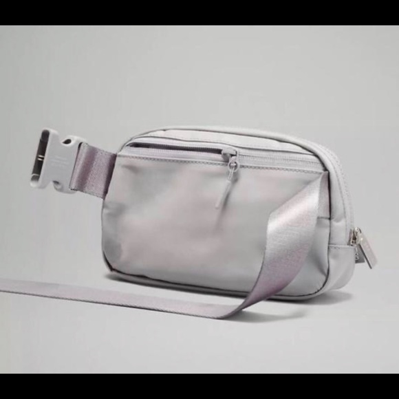 LULULEMON EVERYWHERE BELT BAG - Picture 11 of 15